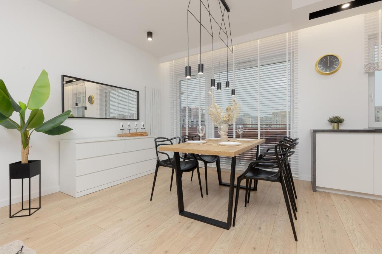 Loft Apartment With Parking In Warsaw By Noclegi Renters Buitenkant foto